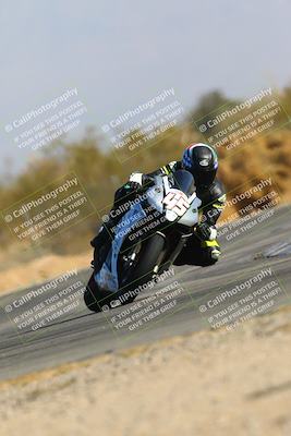 media/Jan-14-2024-SoCal Trackdays (Sun) [[2e55ec21a6]]/Turn 2 (1025am)/